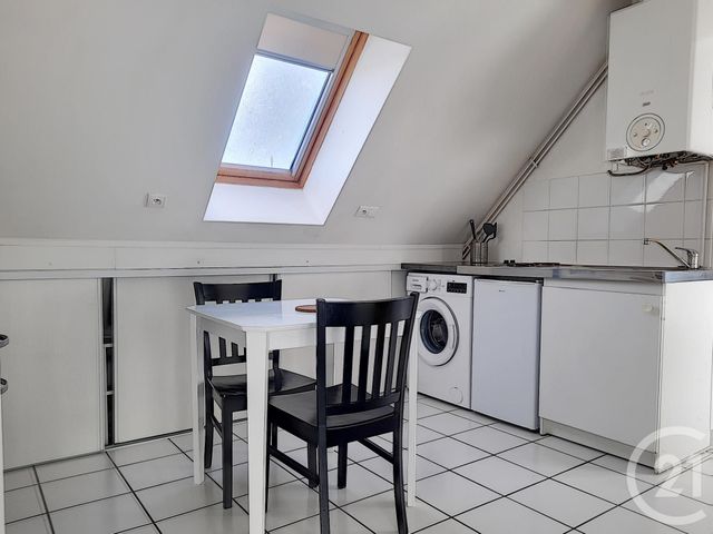 Appartement T2 à louer - 2 pièces - 22.0 m2 - BAR SUR AUBE - 10 - CHAMPAGNE-ARDENNE - Century 21 Legout Immobilier