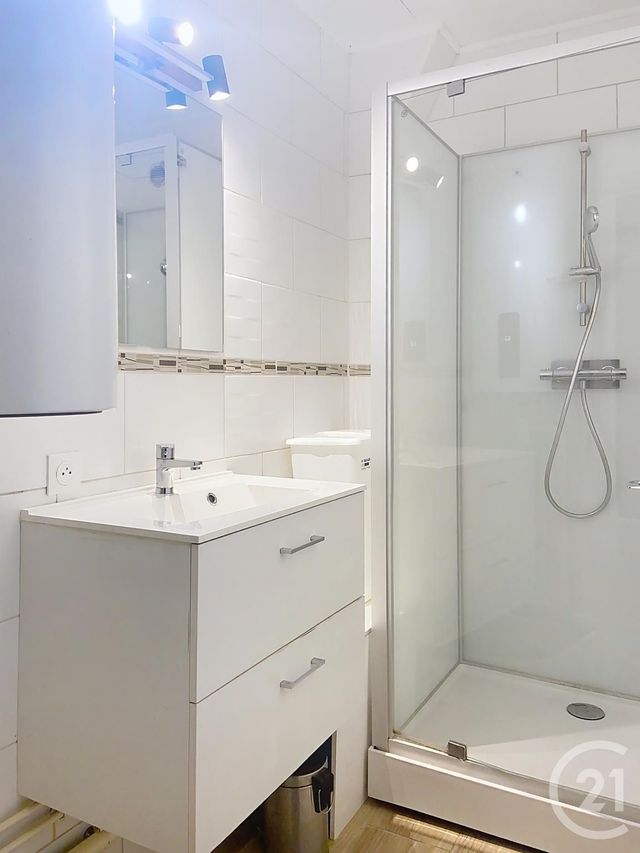 Appartement Studio à louer - 1 pièce - 32.0 m2 - BAR SUR AUBE - 10 - CHAMPAGNE-ARDENNE - Century 21 Legout Immobilier