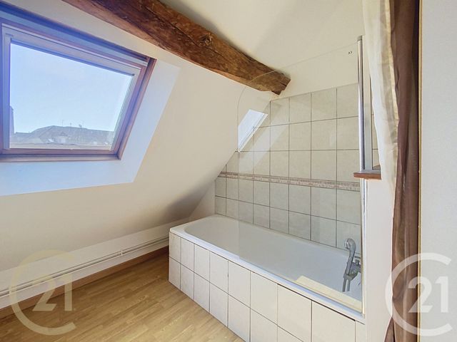 Appartement T2 à louer - 2 pièces - 40.0 m2 - BAR SUR AUBE - 10 - CHAMPAGNE-ARDENNE - Century 21 Legout Immobilier